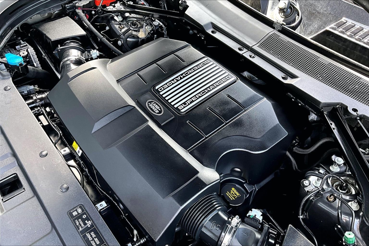 Certified 2023 Land Rover Defender 110 Carpathian Edition AWD/4WD image 32