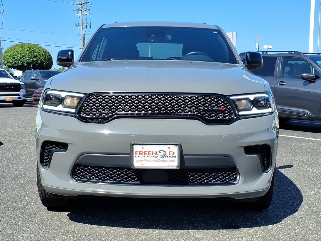 Used 2023 Dodge Durango SXT Launch Edition w/ SXT Blacktop Group AWD/4WD image 2