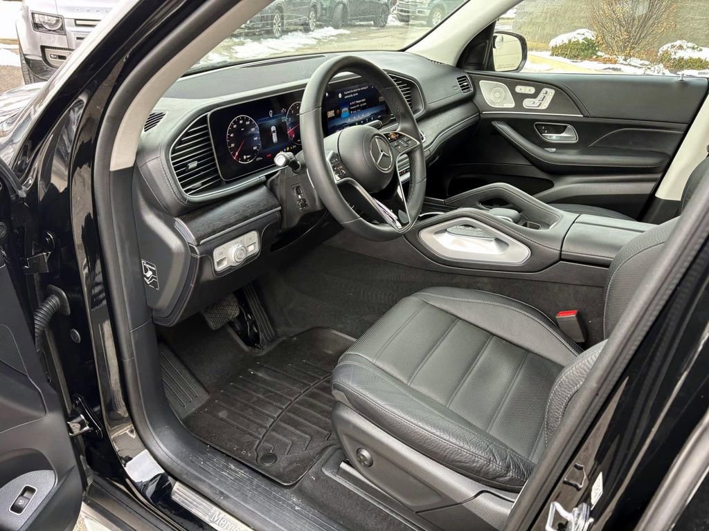 Used 2024 Mercedes-Benz GLE 350 4MATIC image 24