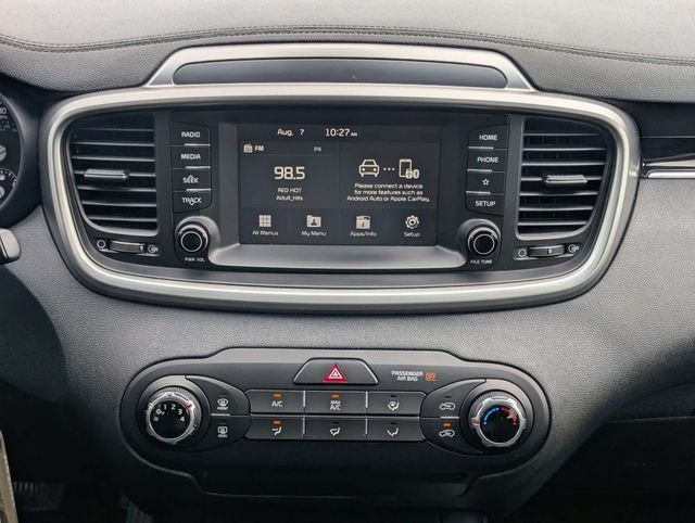 Used 2020 Kia Sorento FWD V6 image 19