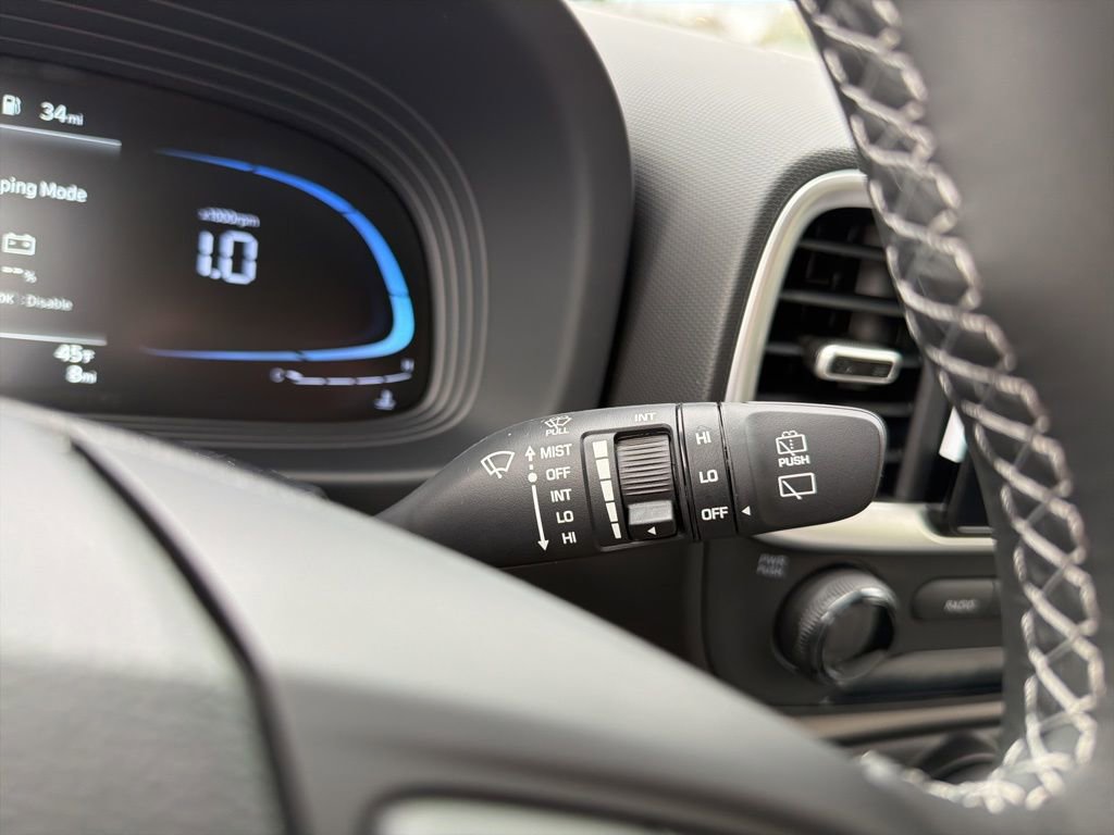New 2026 Hyundai Venue SEL FWD image 34