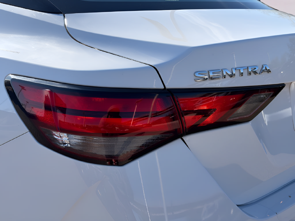 Certified 2023 Nissan Sentra S FWD image 12