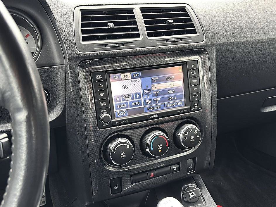 Used 2009 Dodge Challenger SRT8 w/ SRT Option Group II RWD image 27