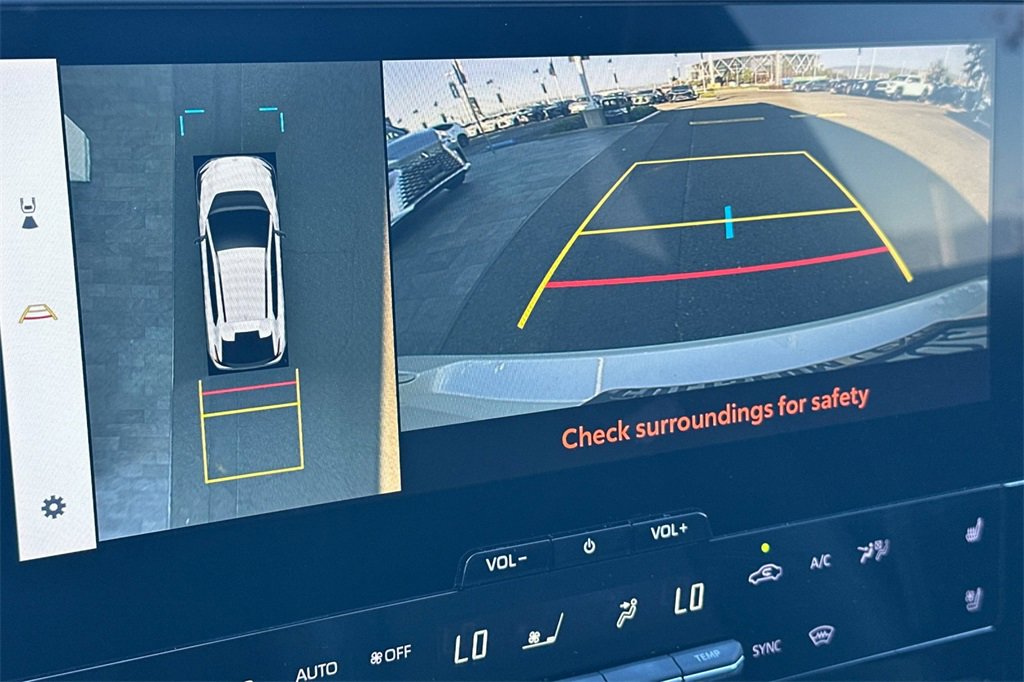 Used 2023 Toyota bZ4X Limited image 22