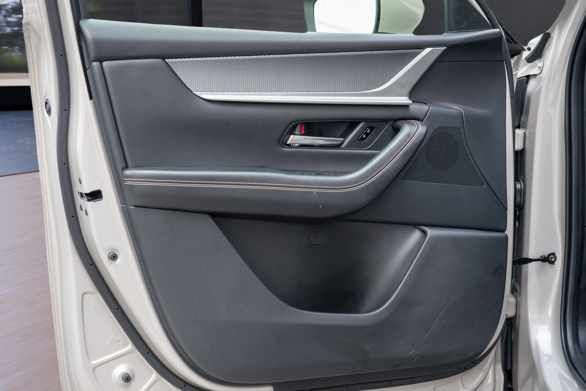 Used 2025 MAZDA CX-90 3.3 Turbo w/ Preferred Package image 13