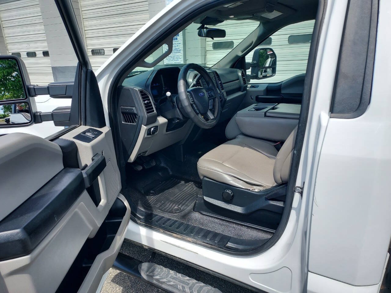 Used 2020 Ford F250 XL w/ Power Equipment Group RWD image 25