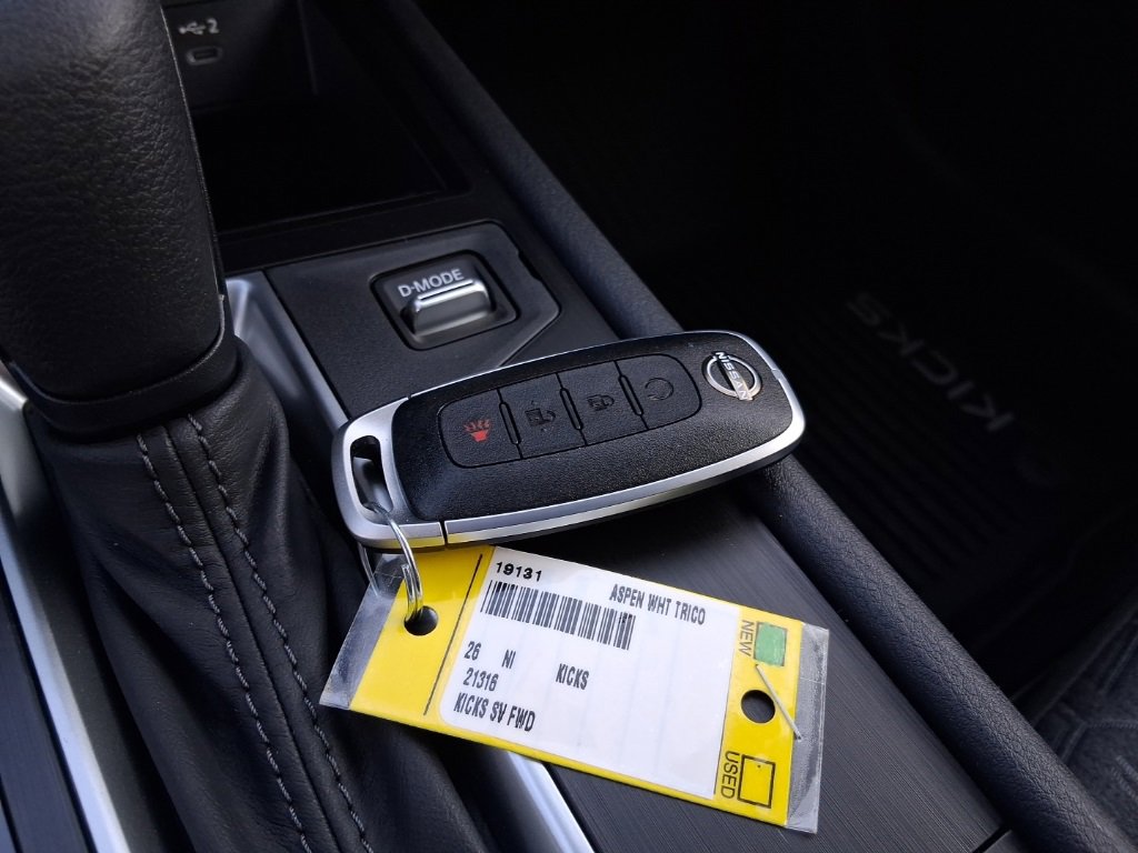 New 2026 Nissan Kicks SV image 28