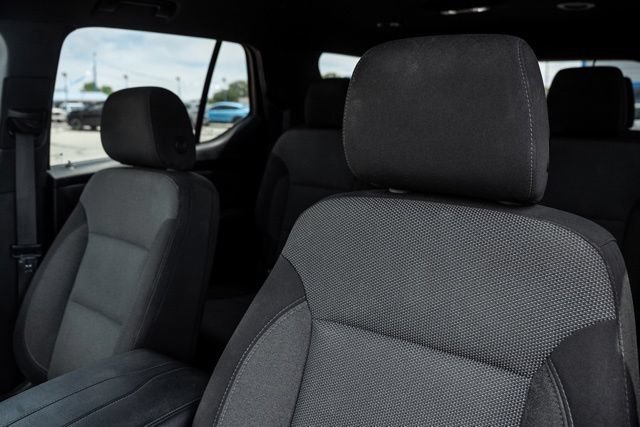 Used 2023 Chevrolet Traverse LT AWD/4WD image 27