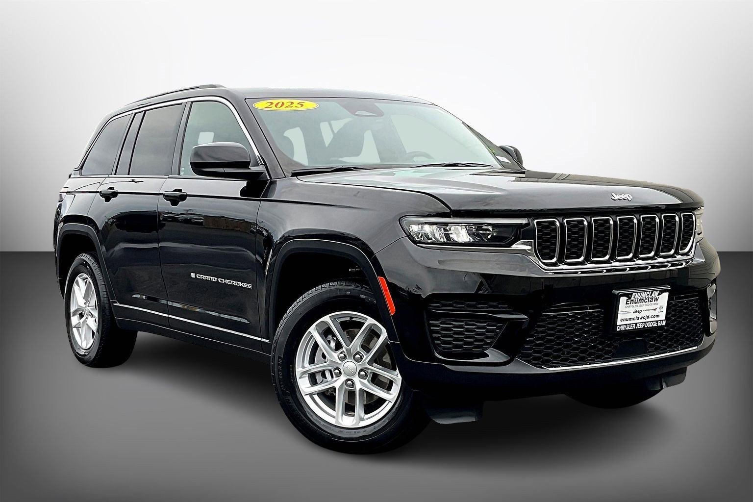 Used 2025 Jeep Grand Cherokee Laredo X w/ Luxury Tech Group I video 1