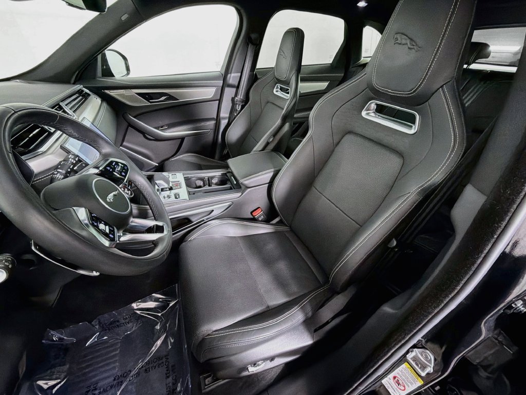 Used 2026 Jaguar F-PACE R-Dynamic S AWD/4WD image 22