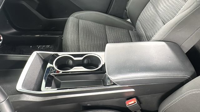 Used 2025 Chevrolet Equinox LT image 34