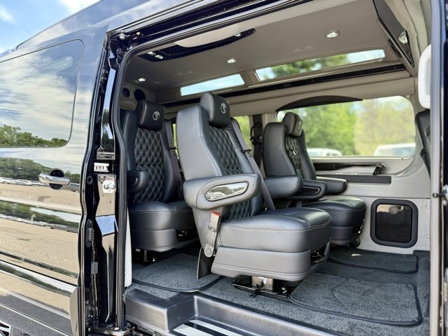 New 2025 Ford Transit 150 Low Roof AWD image 5