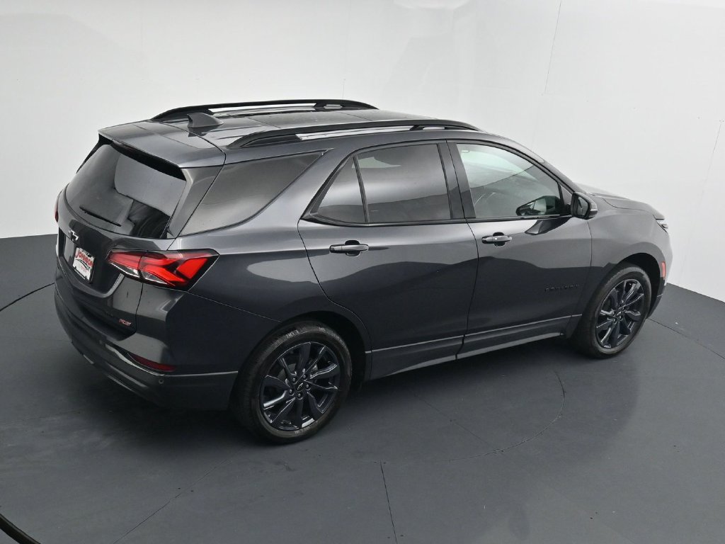 Used 2022 Chevrolet Equinox RS w/ RS Leather Package AWD/4WD image 30