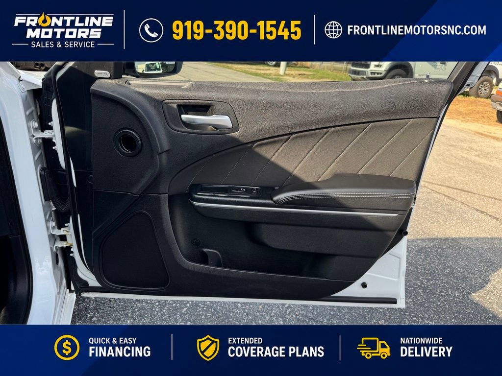 Used 2016 Dodge Charger SXT RWD image 11