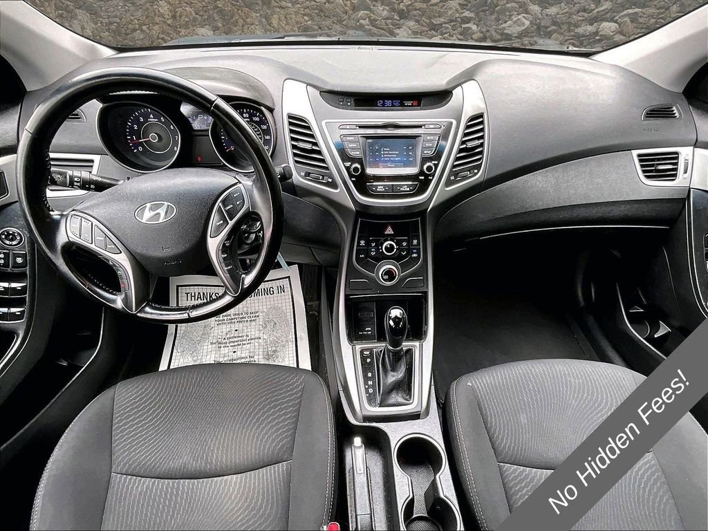 Used 2015 Hyundai Elantra SE w/ Option Group 03 FWD image 10