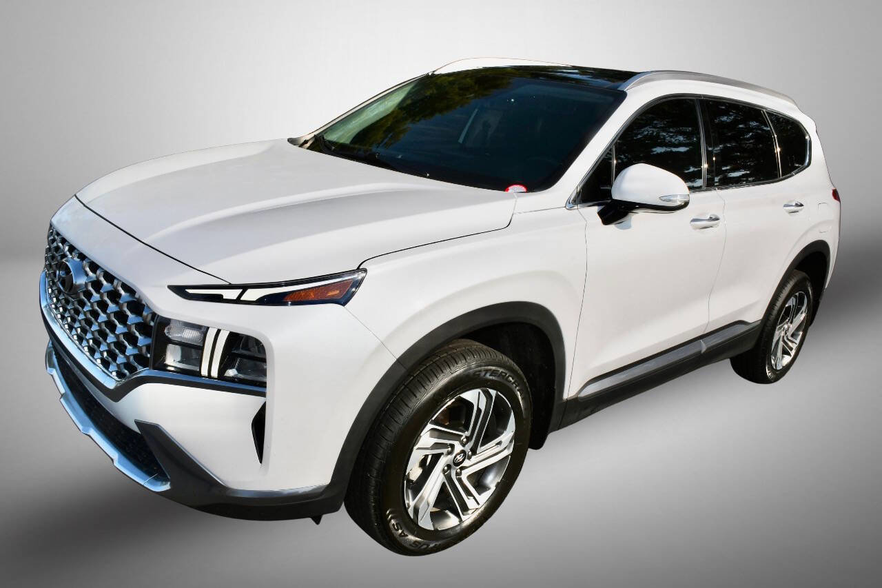 Used 2022 Hyundai Santa Fe SEL w/ Convenience + Premium Package image 3