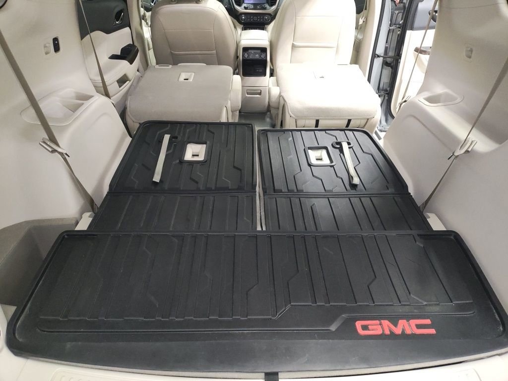 Used 2023 GMC Acadia Denali w/ Denali Ultimate Package image 17