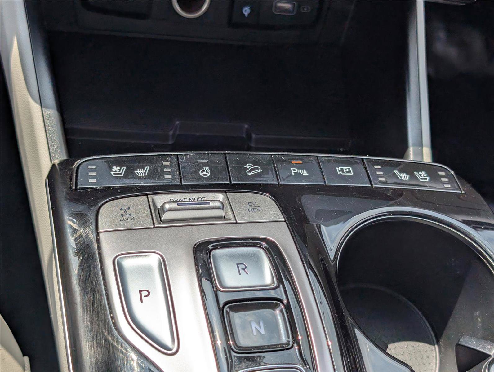 Used 2024 Hyundai Tucson Limited AWD/4WD image 28