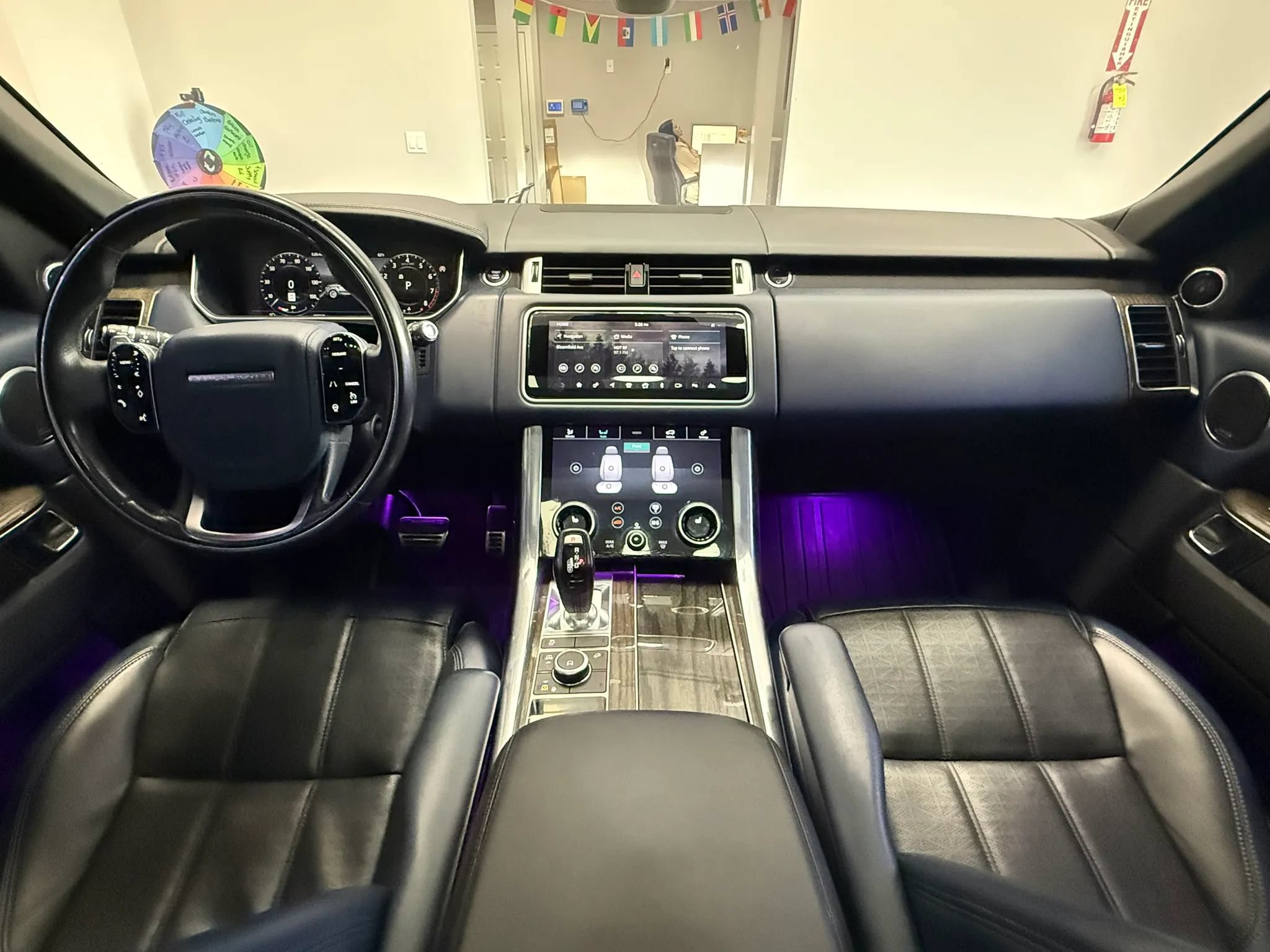 Used 2019 Land Rover Range Rover Sport HSE Dynamic AWD/4WD image 25