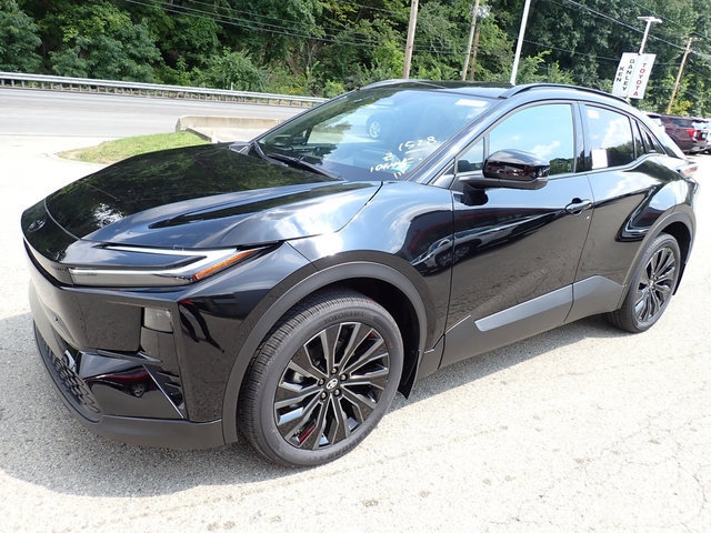 New 2026 Toyota C-HR AWD/4WD image 8