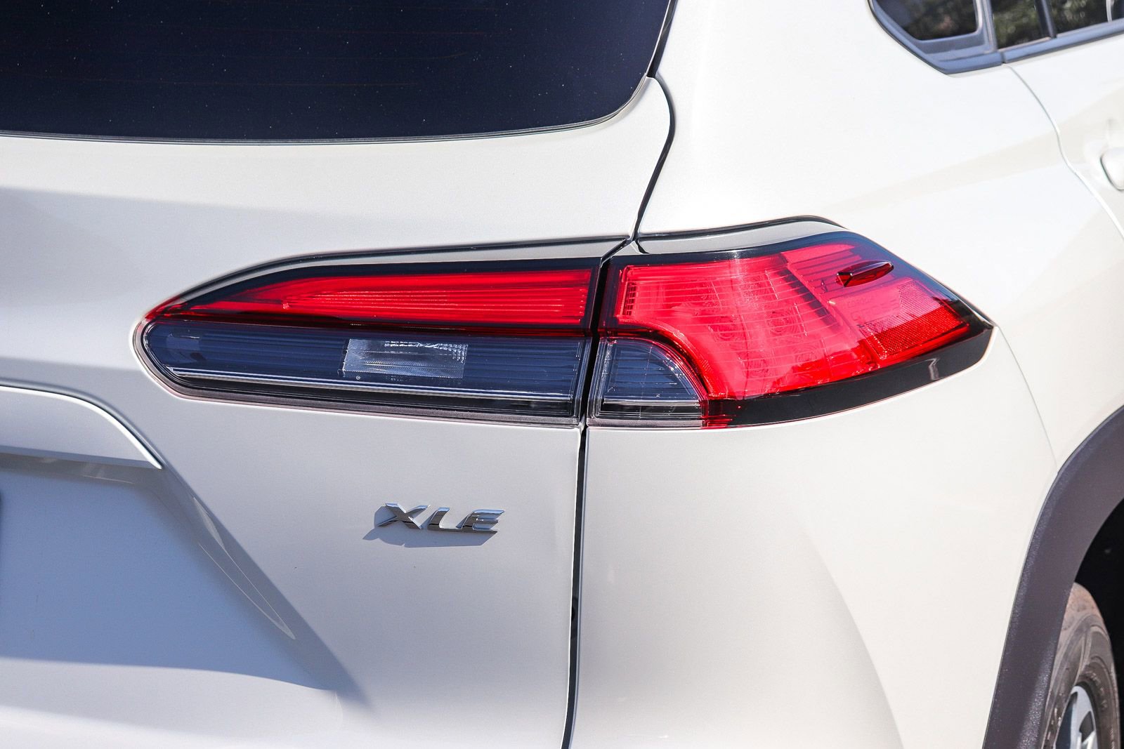 Certified 2023 Toyota Corolla Cross XLE FWD image 8
