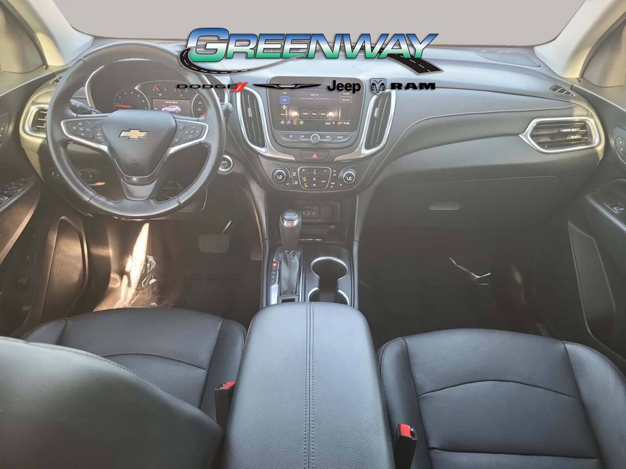 Used 2021 Chevrolet Equinox Premier w/ Redline Edition image 6