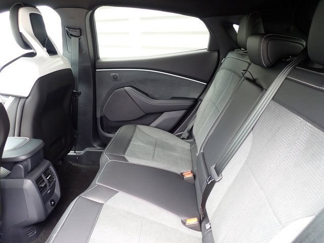 Used 2025 Ford Mustang Mach-E GT AWD/4WD image 18