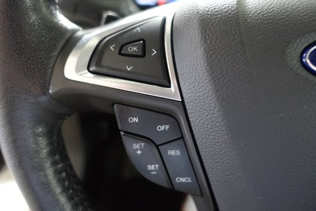 Used 2016 Ford Fusion Titanium FWD image 13