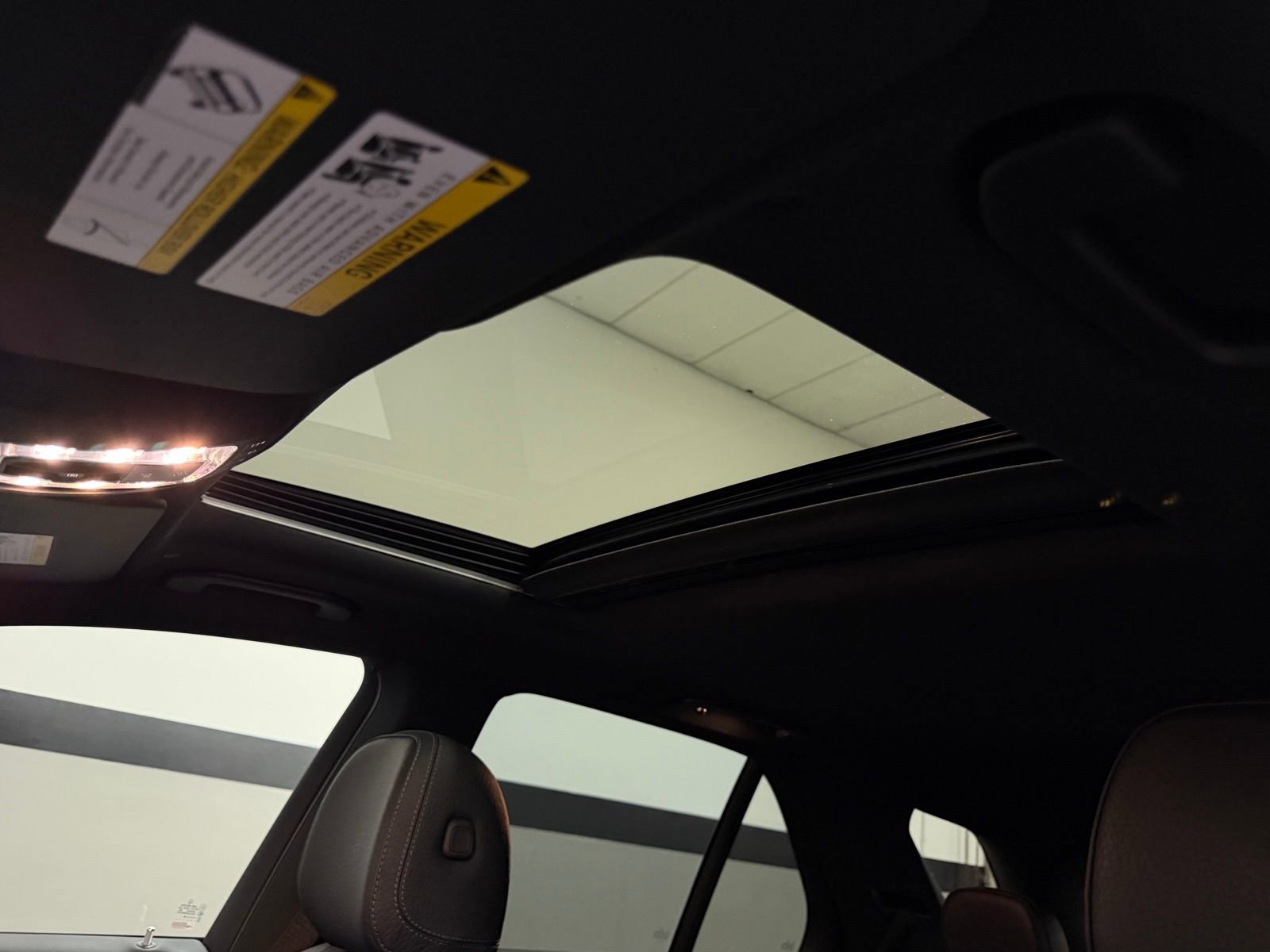 Used 2023 Mercedes-Benz GLE 450 4MATIC image 25