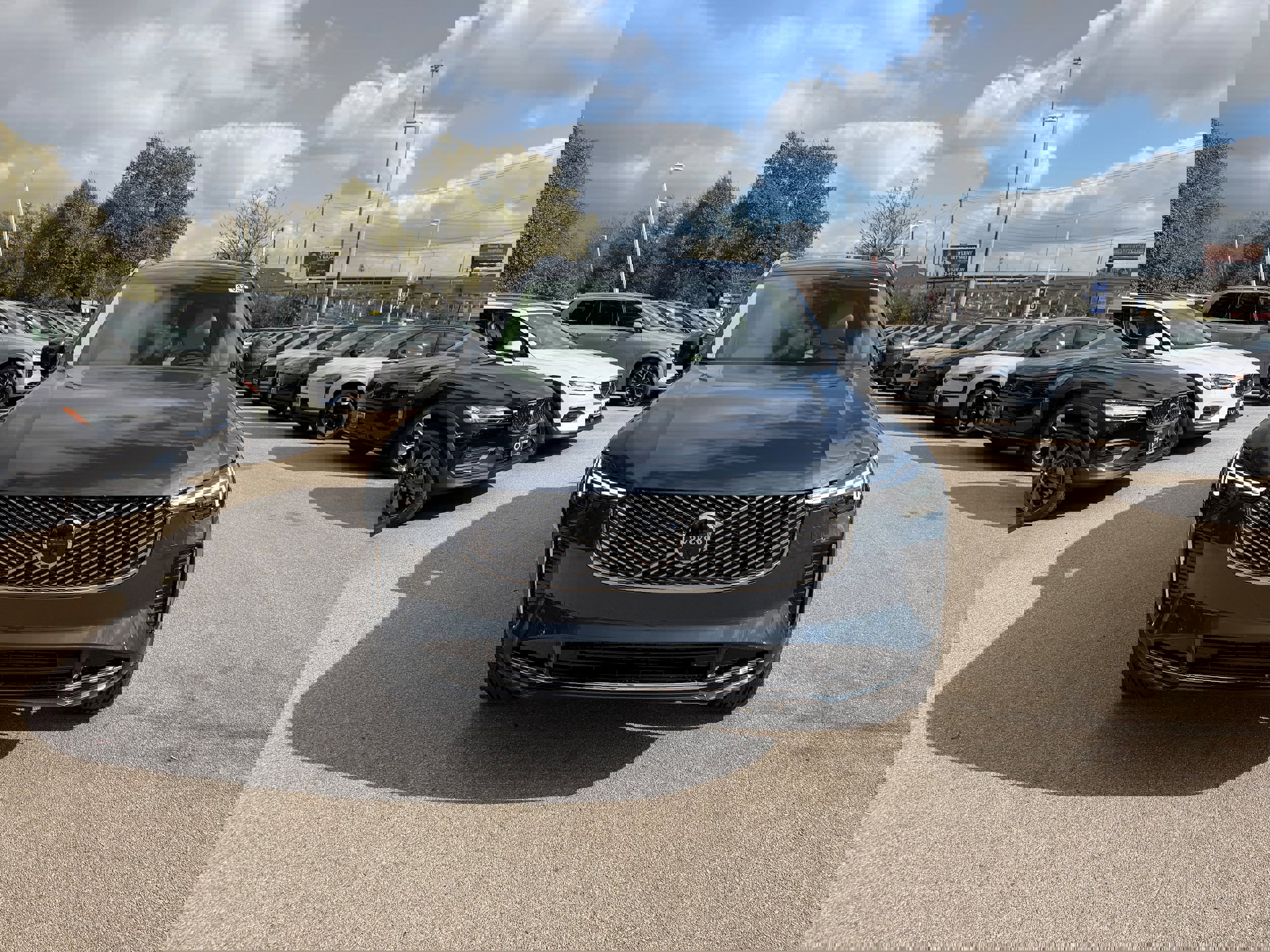 New 2026 Volvo XC90 B6 Ultra w/ Protection Package image 6