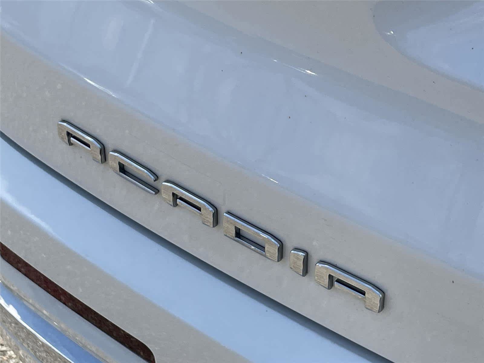 Used 2021 GMC Acadia Denali w/ GMC Pro Grade Package AWD/4WD image 10