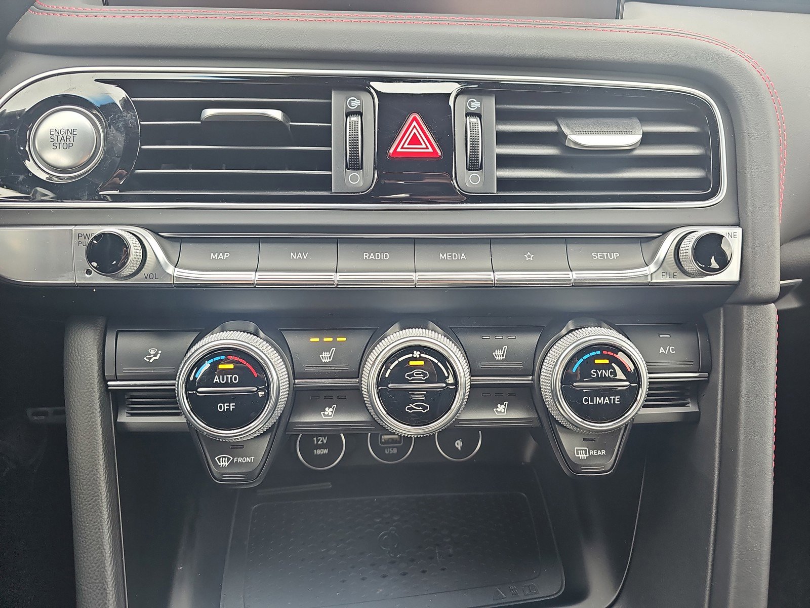 Used 2023 Genesis G70 2.0T w/ Sport Prestige Package image 28