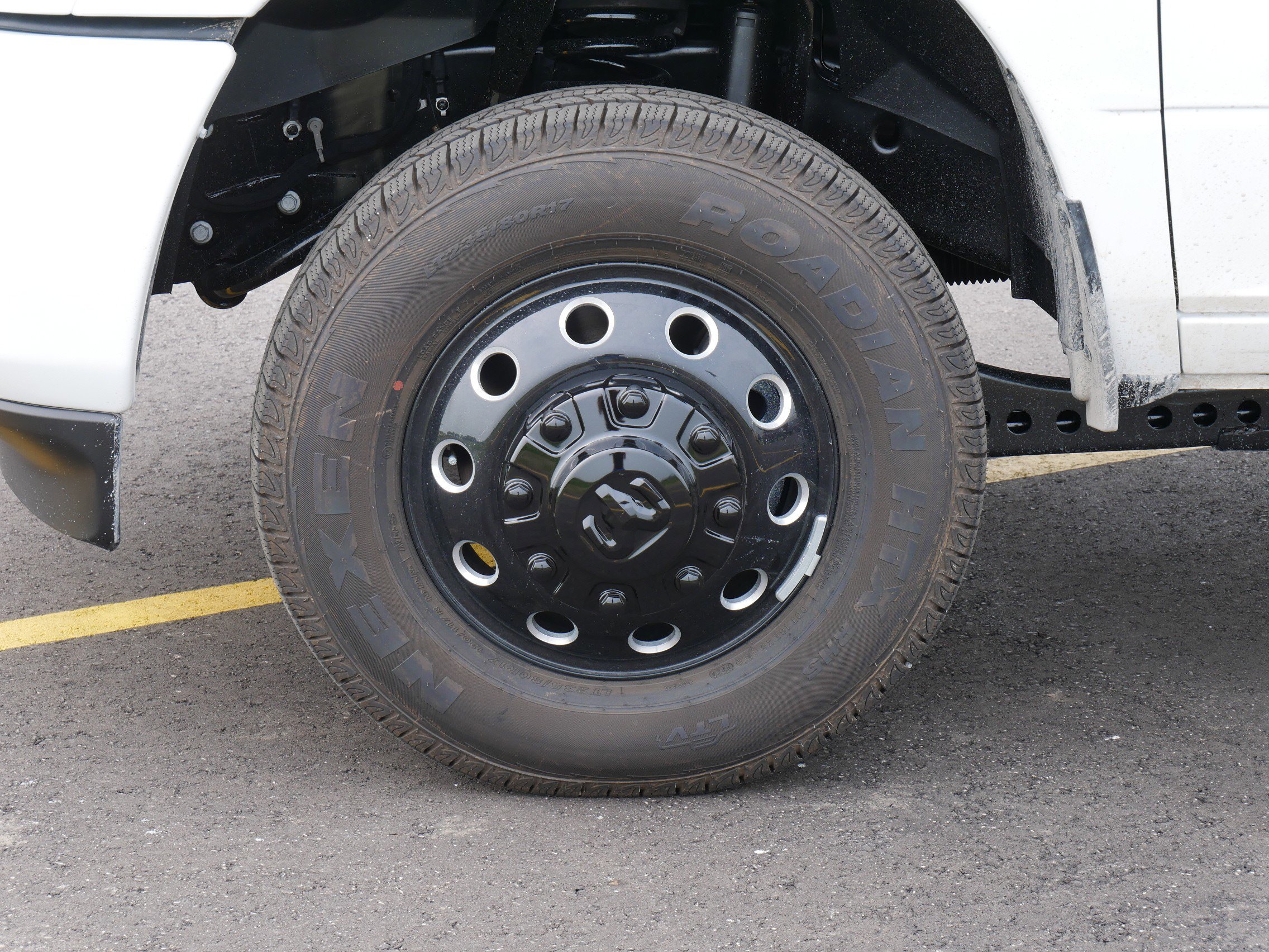 New 2026 RAM 1500 Laramie w/ Night Edition image 16