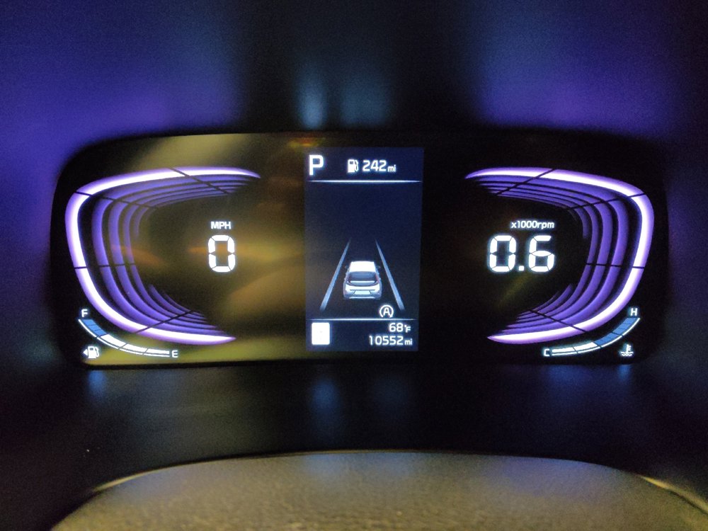 Used 2025 Kia Soul LX FWD image 23