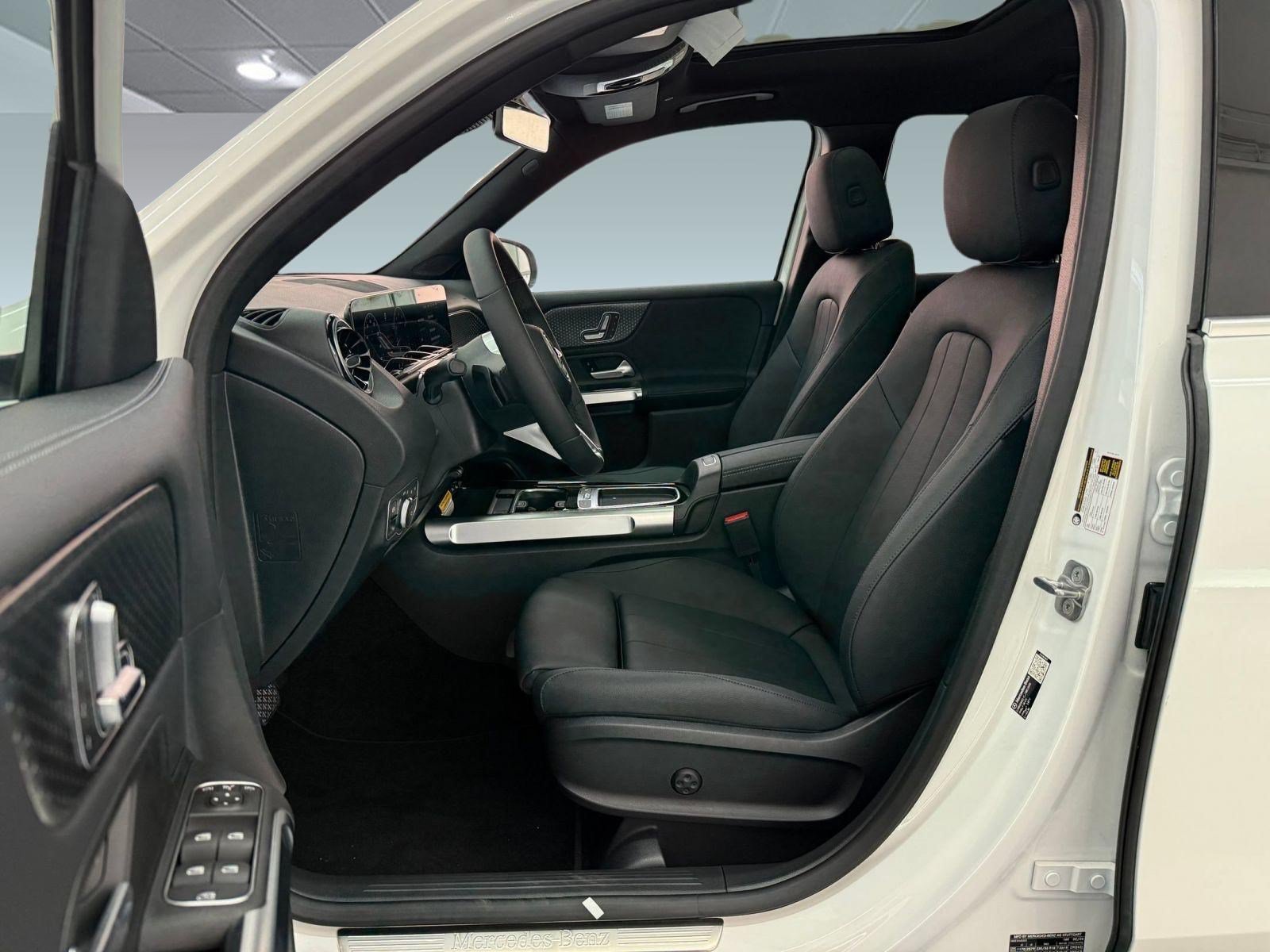 New 2026 Mercedes-Benz GLB 250 image 5