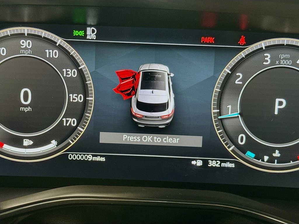 New 2026 Jaguar F-PACE R-Dynamic S image 12