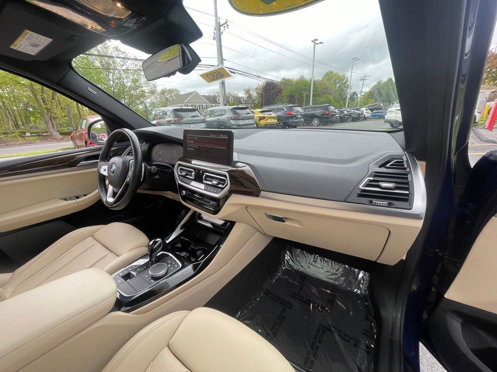 Used 2022 BMW X3 xDrive30i w/ Convenience Package w/ZPA AWD/4WD image 11