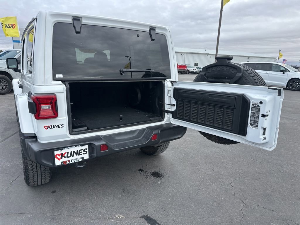 Used 2023 Jeep Wrangler Altitude image 16