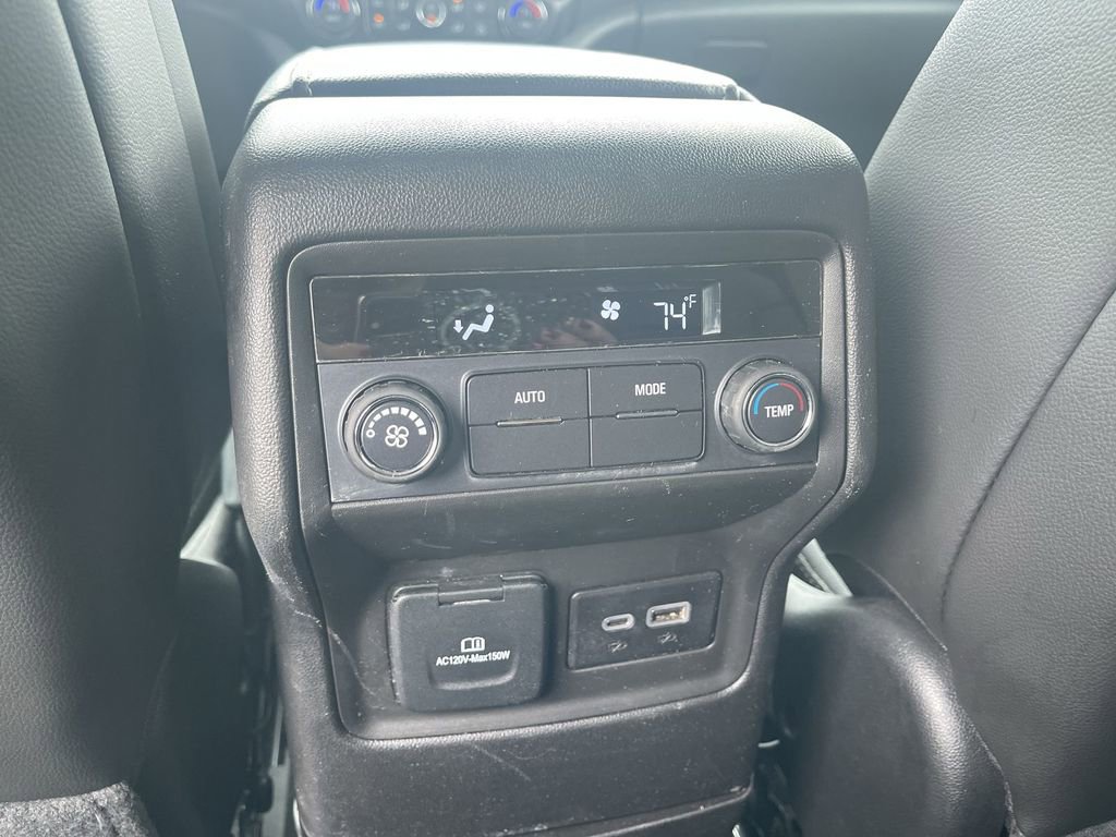 Used 2023 GMC Acadia SLT image 31