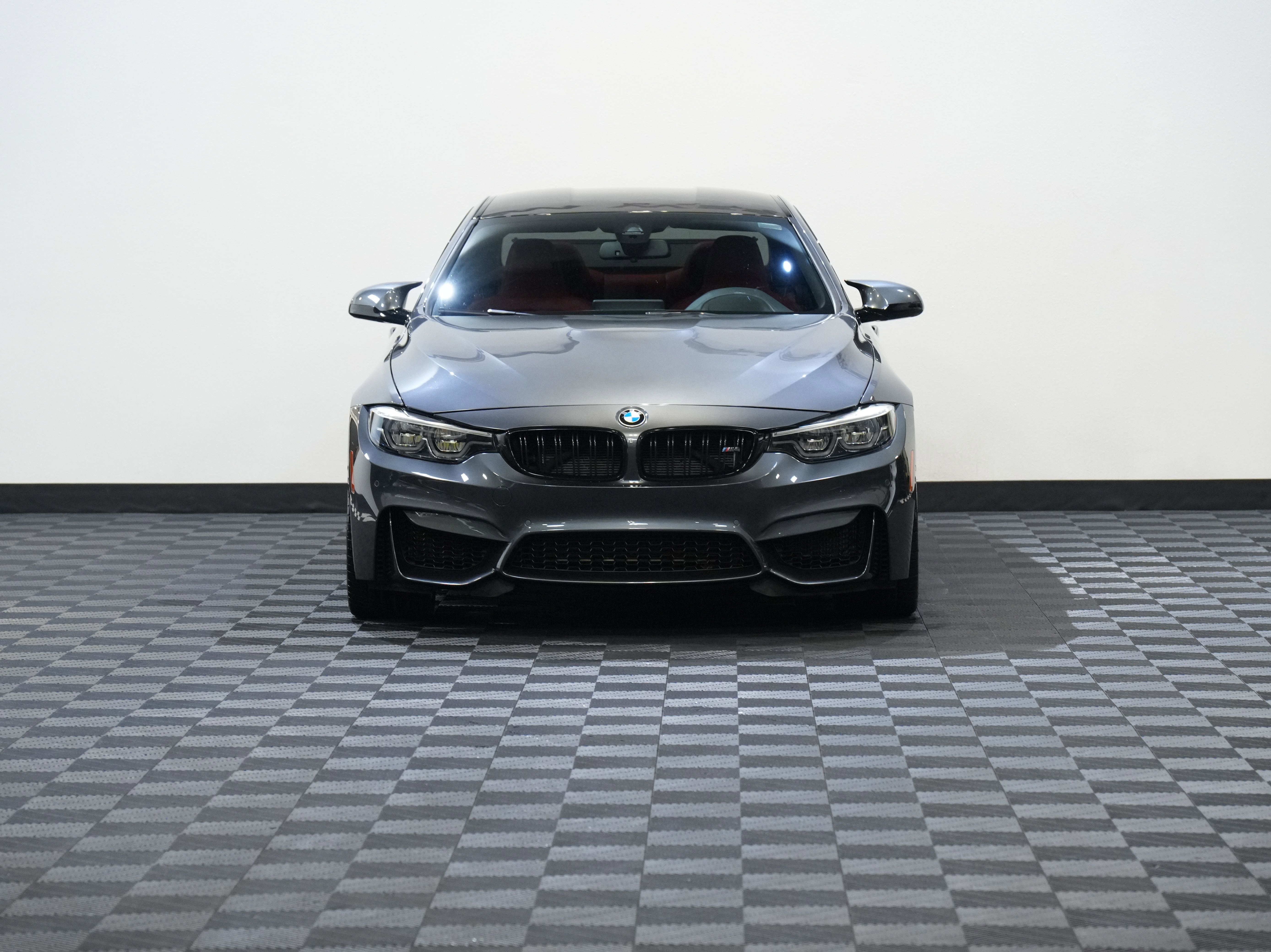 Used 2018 BMW M4 COUPE 2D image 4