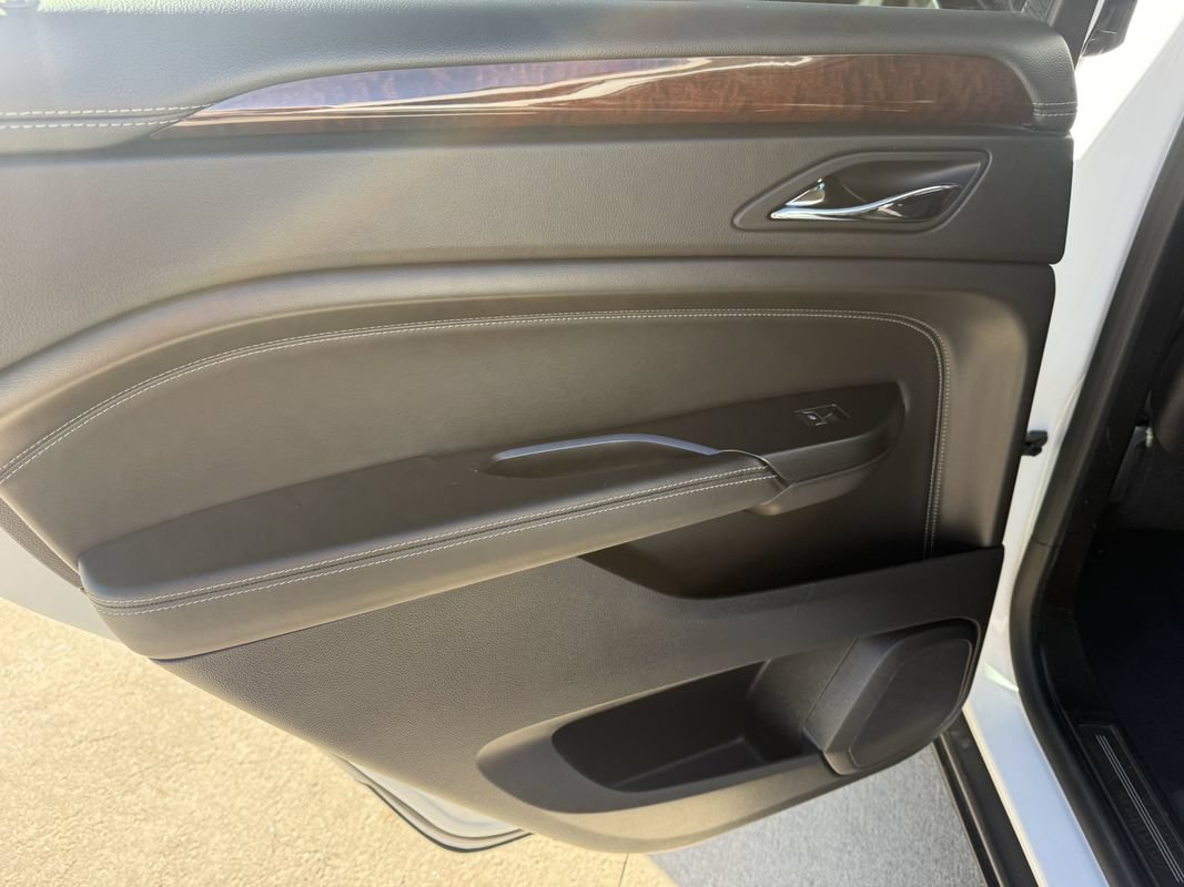 Used 2016 Cadillac SRX Performance w/ Driver Awareness Package FWD image 15