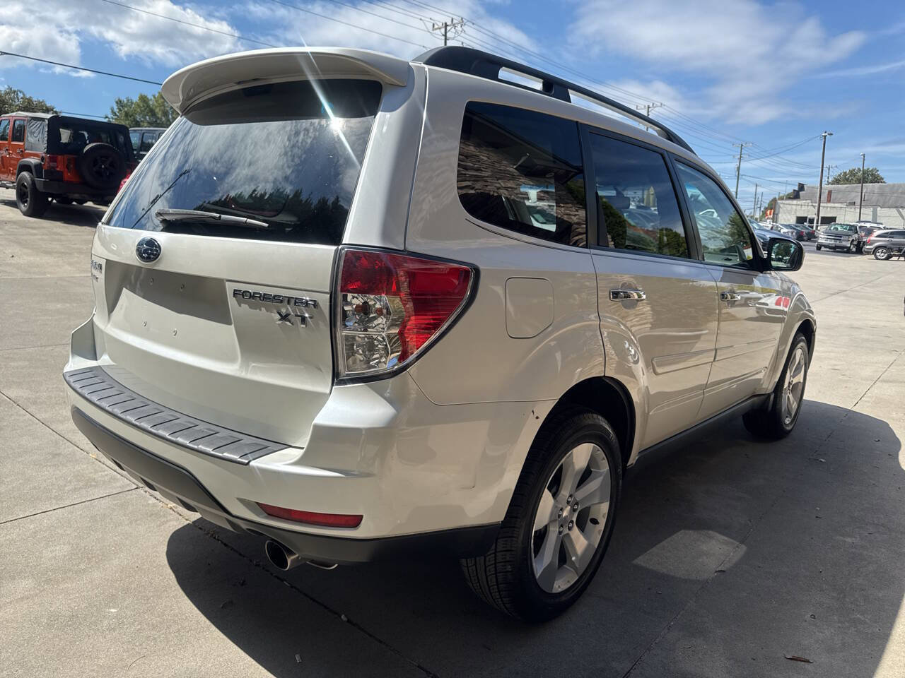 Used 2010 Subaru Forester 2.5XT Limited w/ Popular Equipment Group 1A image 5