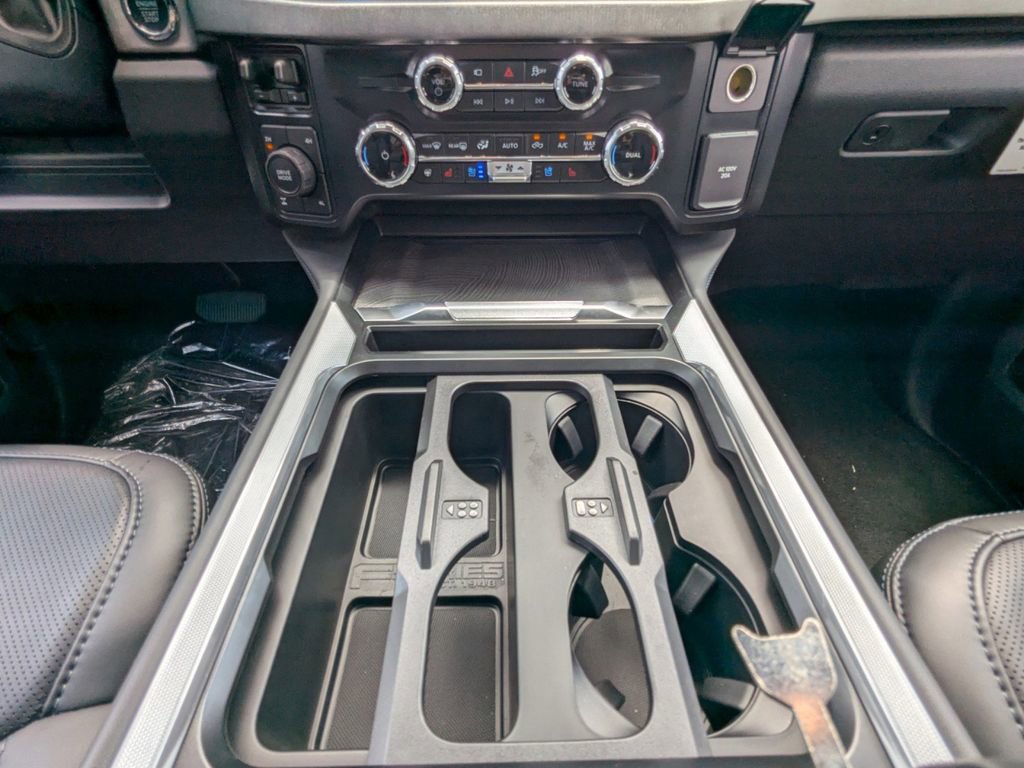 New 2025 Ford F350 Platinum image 24