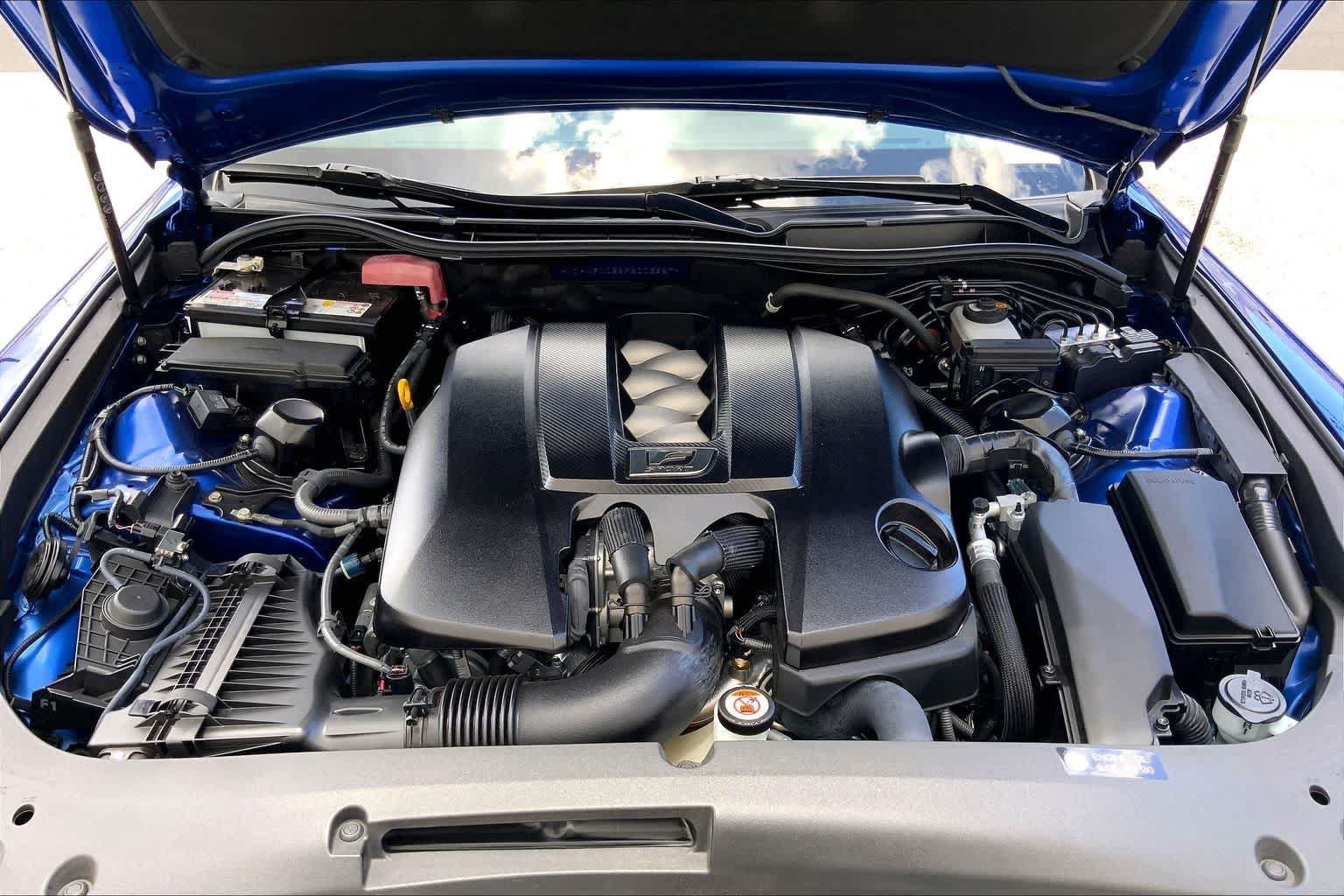 Used 2023 Lexus IS 500 RWD image 9