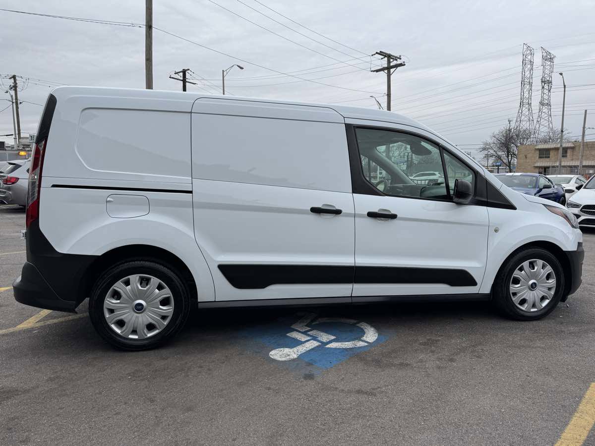 Used 2020 Ford Transit Connect XL image 4