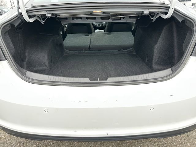 Used 2024 Chevrolet Malibu LT FWD image 29