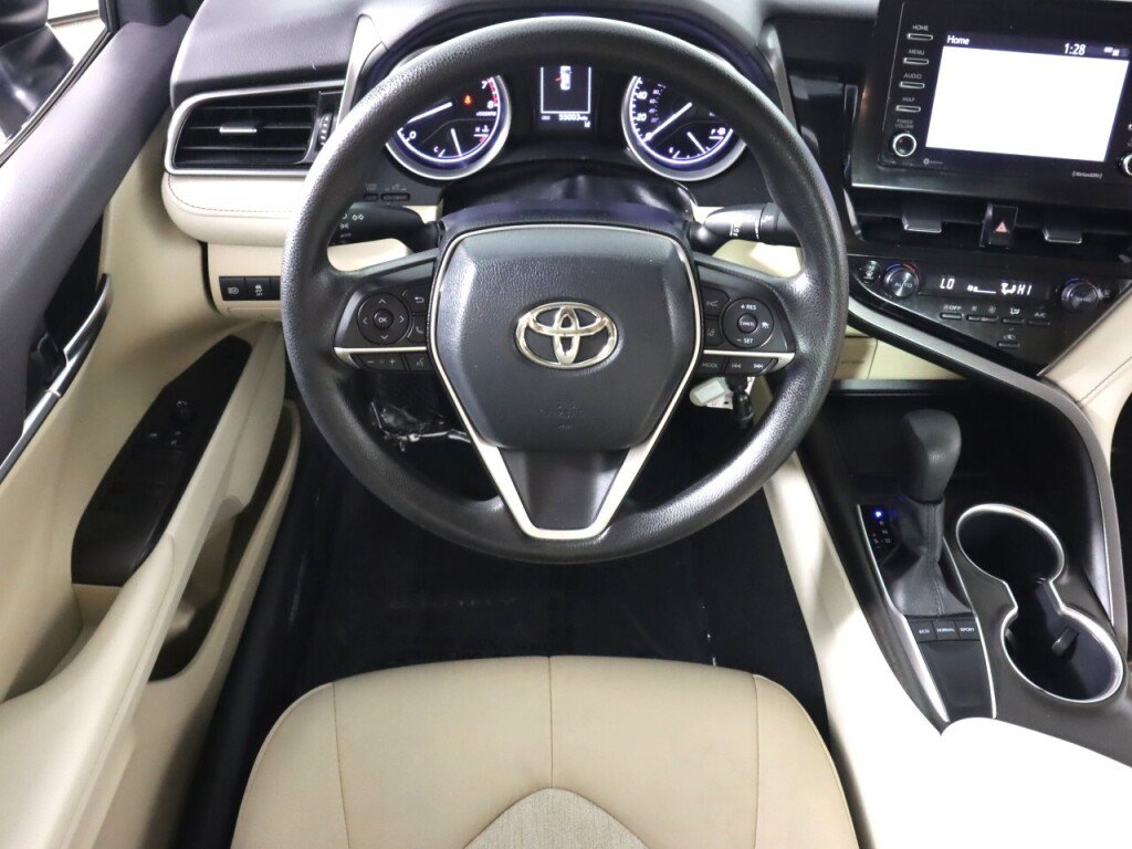 Used 2022 Toyota Camry LE w/ Carpet Mat Package (TMS) FWD image 29