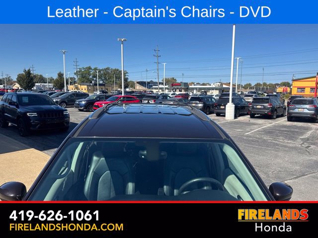 Used 2017 Chrysler Pacifica Touring-L Plus w/ Tire & Wheel Group FWD image 9