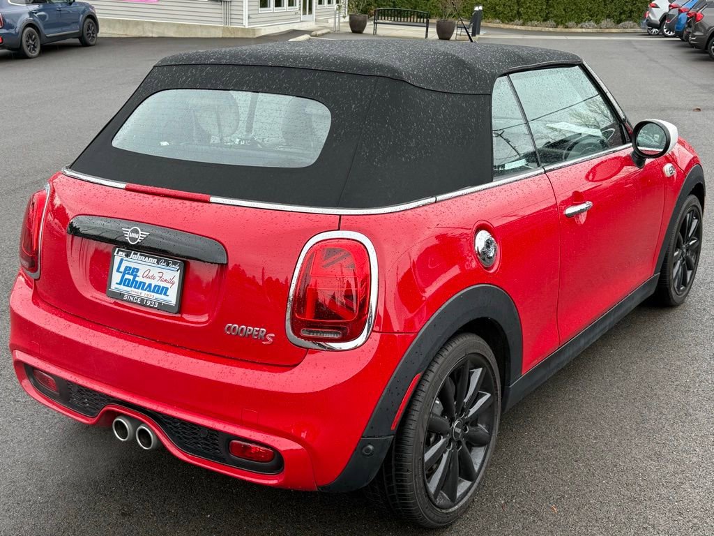 Used 2020 MINI Cooper S w/ Signature Upholstery Package image 5