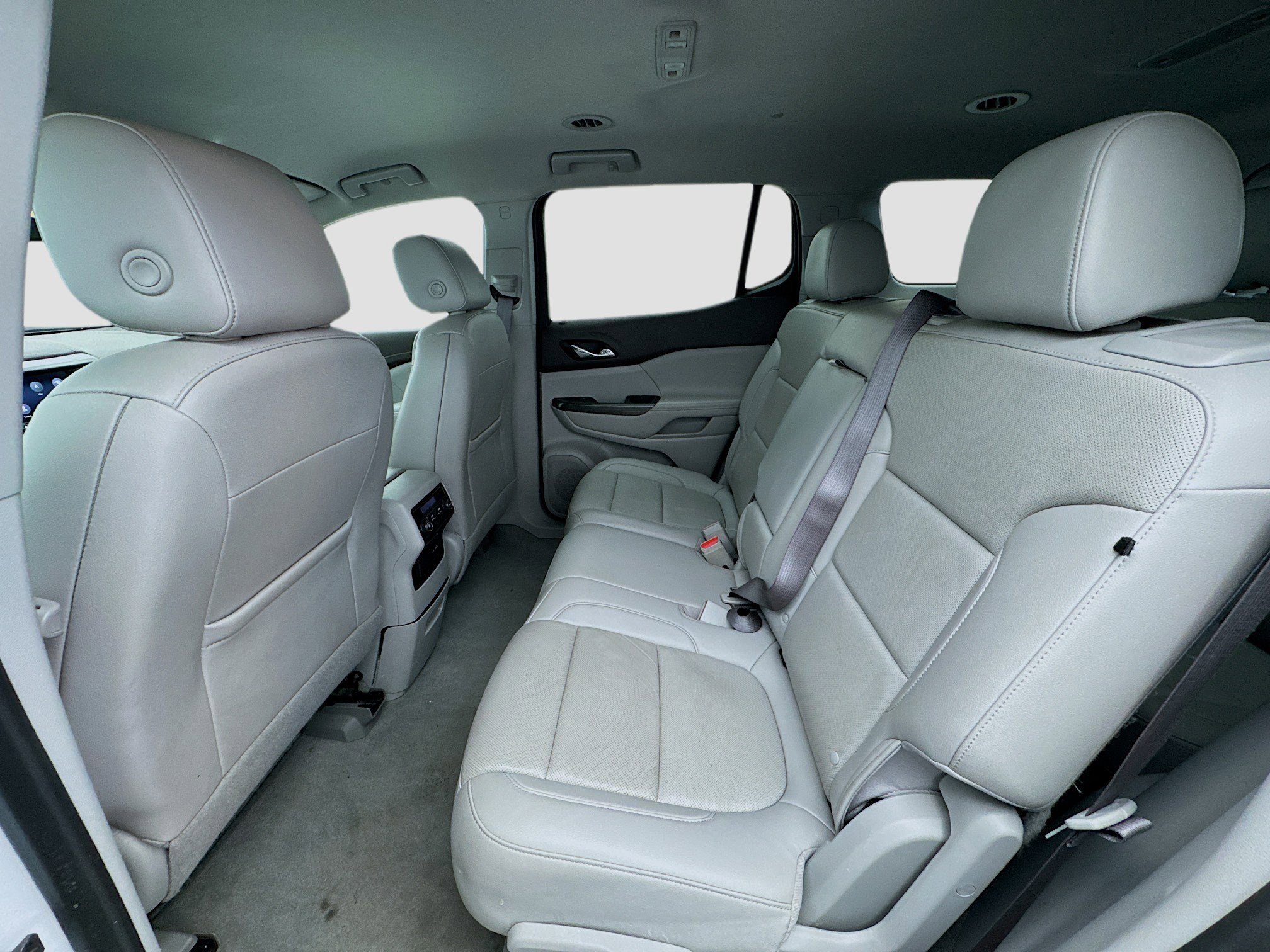 Used 2023 GMC Acadia SLT image 15